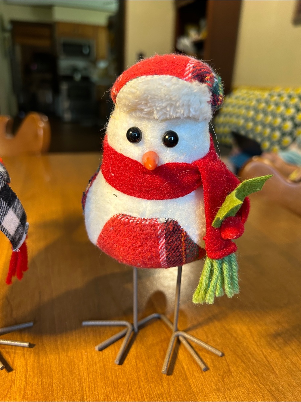 Festive Red & Gray Holiday Bird Figurine - Unbranded - Picture 2 of 7